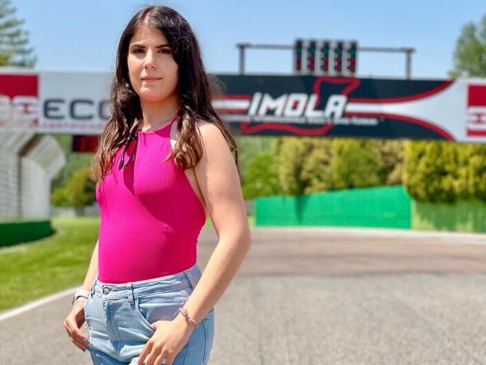 La Ragazza Del Motorsport