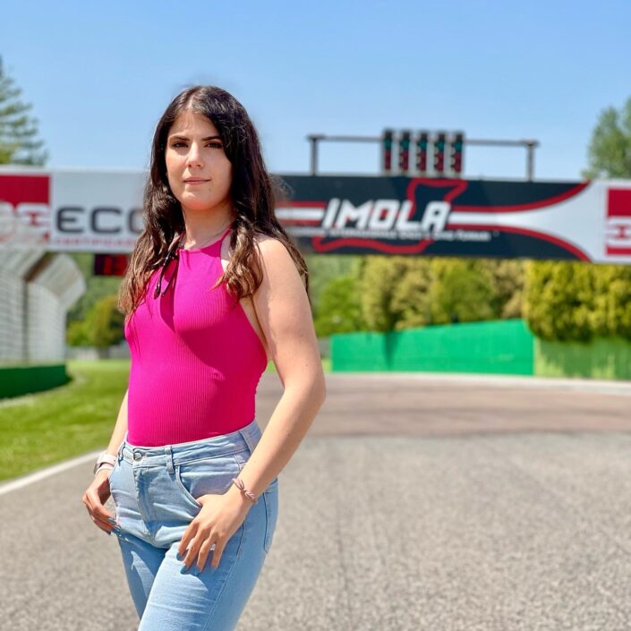 La Ragazza Del Motorsport